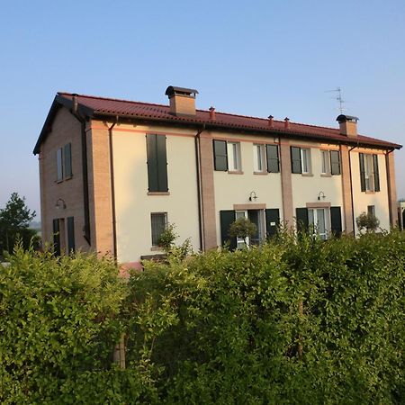 Agriturismo Alla Casella Ferrara Exteriör bild