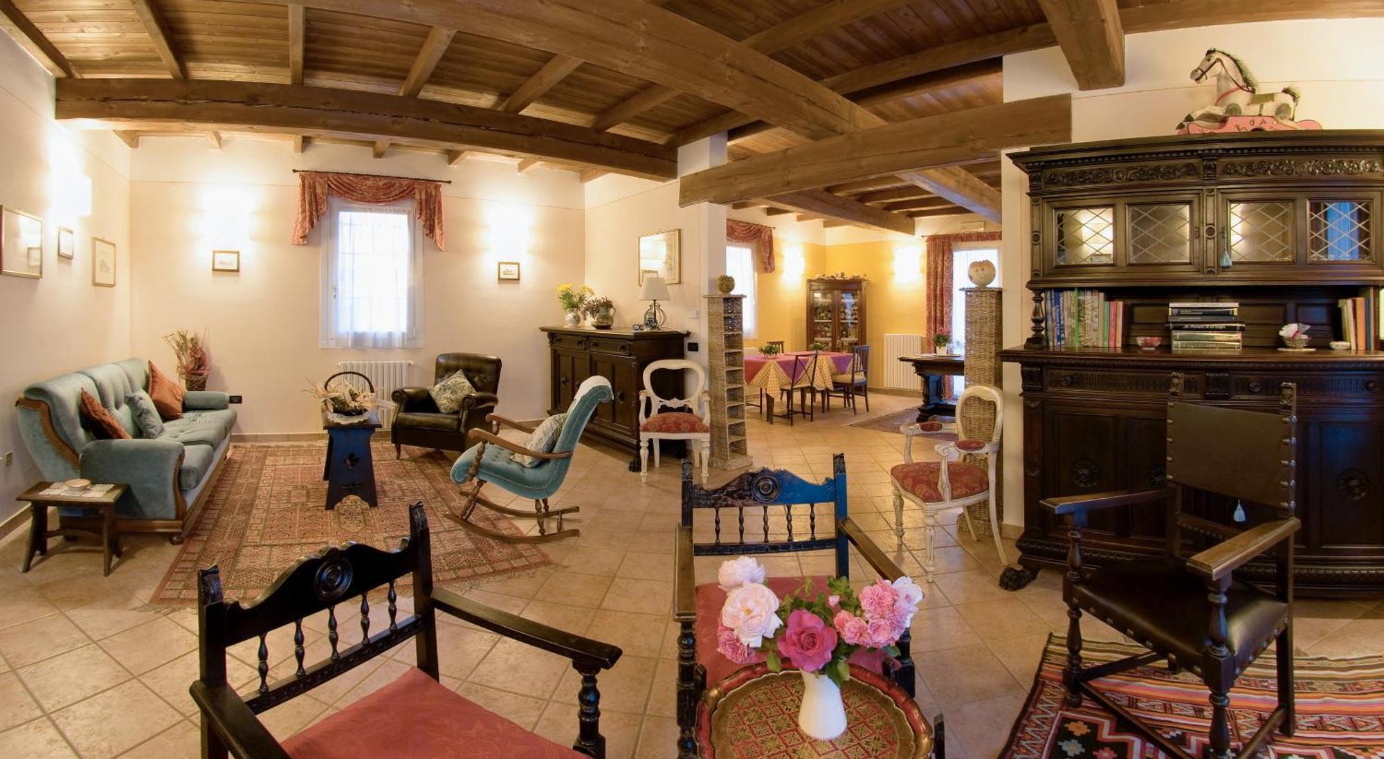 Agriturismo Alla Casella Ferrara Exteriör bild