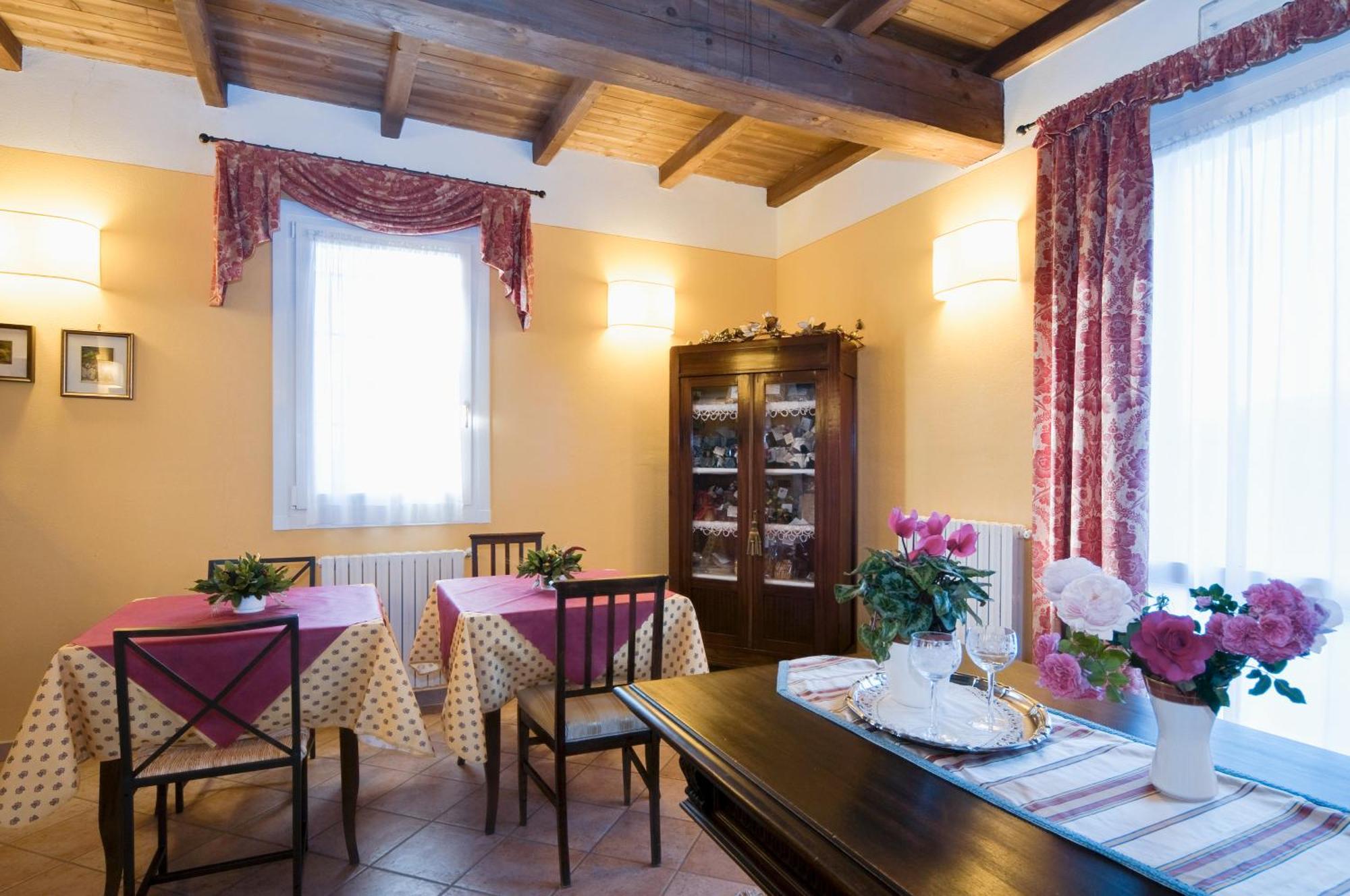 Agriturismo Alla Casella Ferrara Exteriör bild