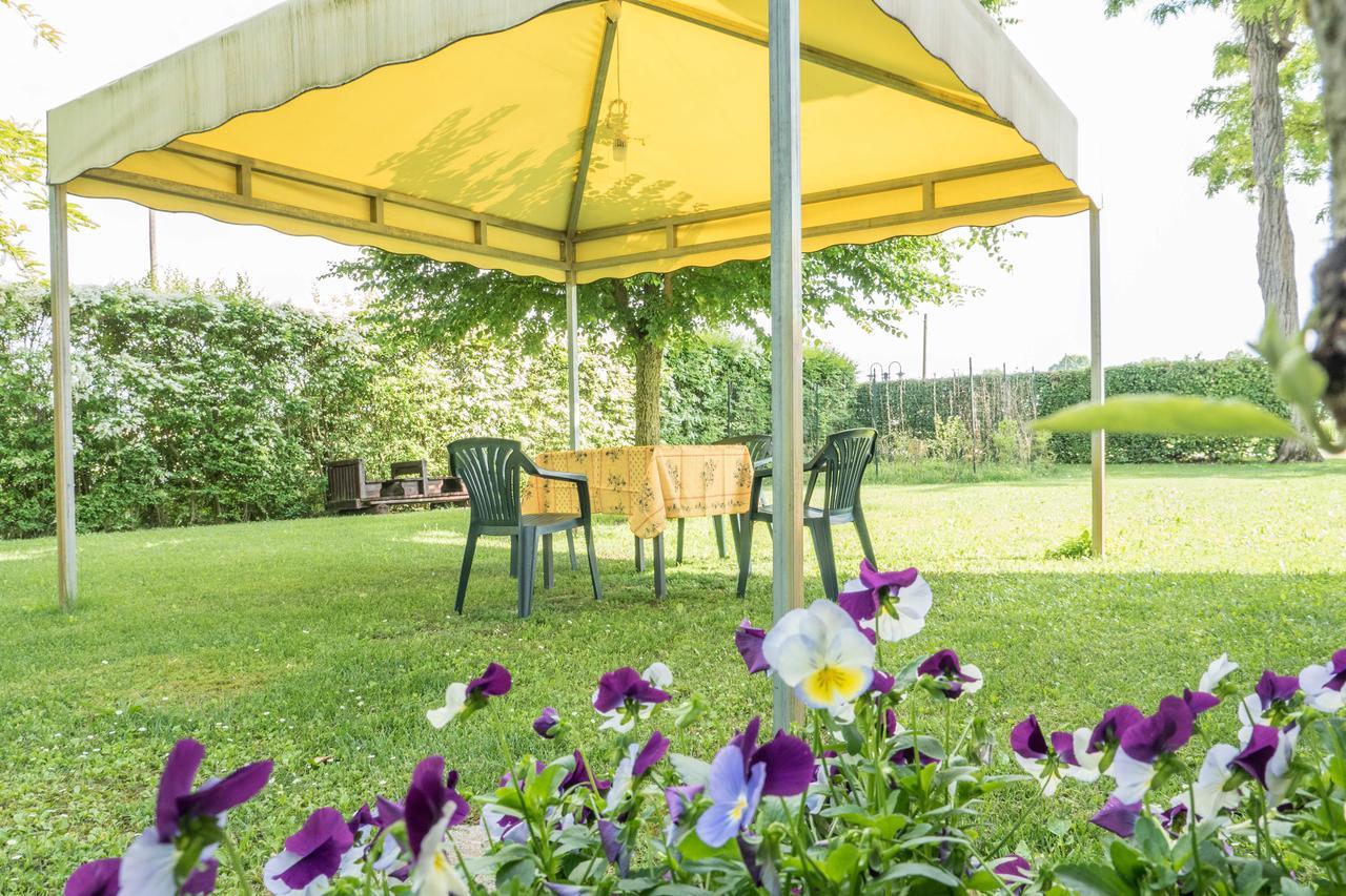 Agriturismo Alla Casella Ferrara Exteriör bild